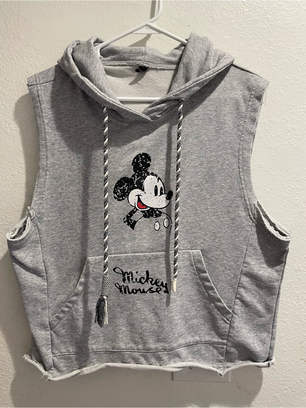 🔥 VINTAGE Mickey Mouse Cropped Sleeveless Hoodie Gray Distressed Made In Korea